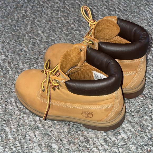Timberland 6” Waterproof Boots Kids Size 13.5 - Picture 3 of 7